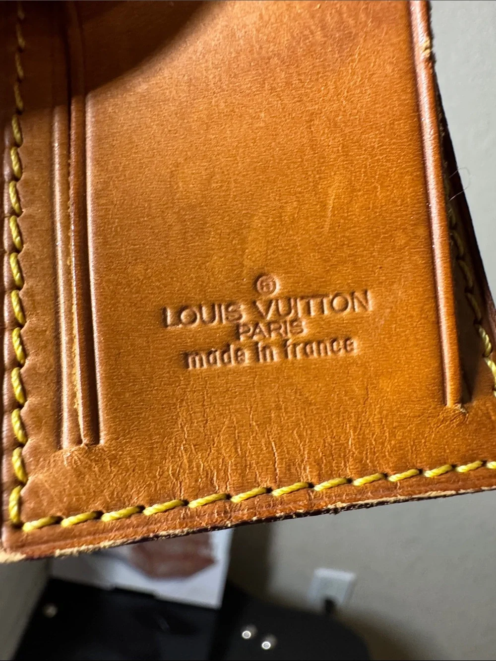 Louis Vuitton Original Brown Leather  Luggage Tag & Poignet Set